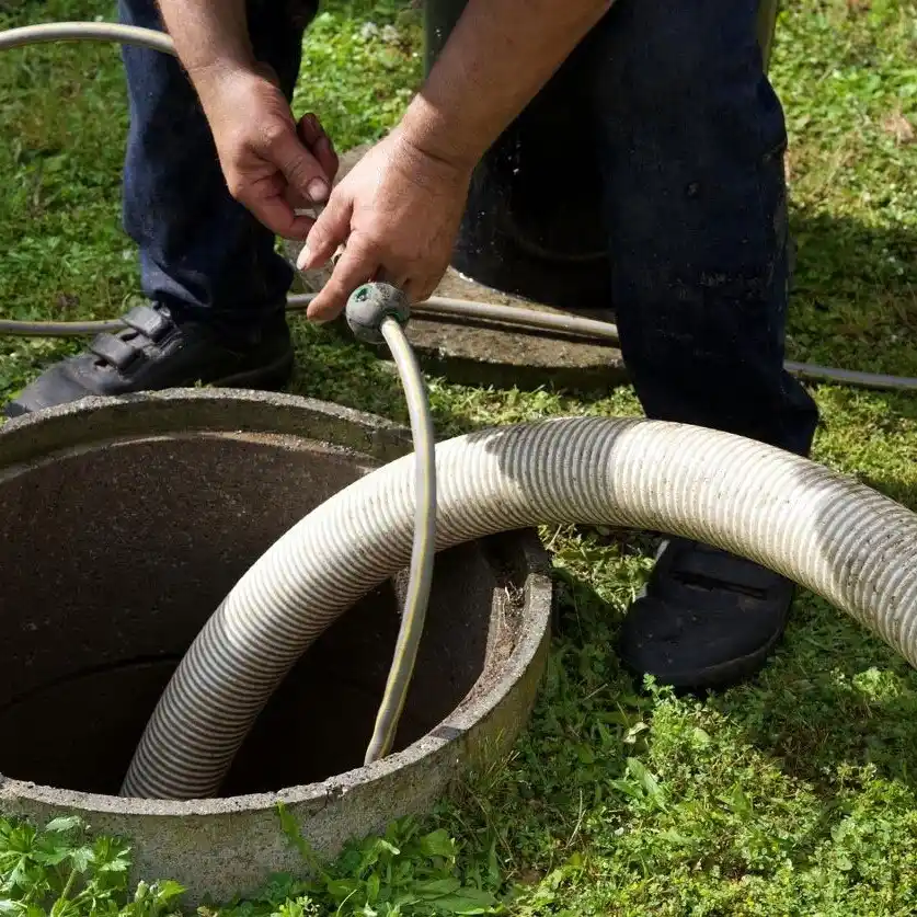 septic tank services Wiggins
